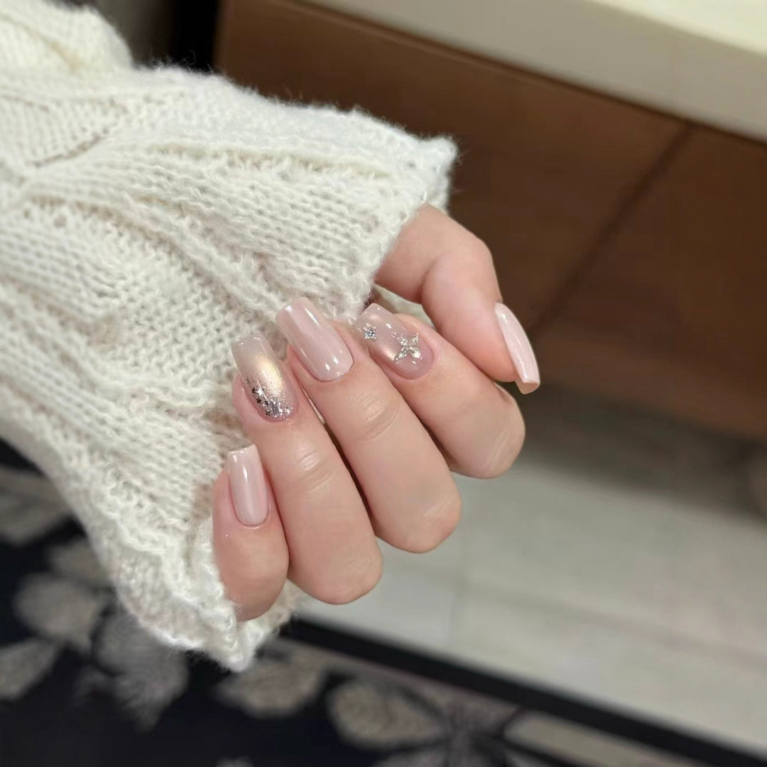 Elegant Press-On Nail Enhancements with Decorative Strass