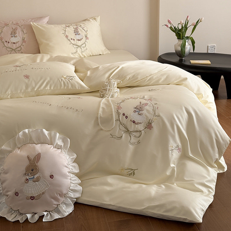 Embroidered satin bedding set with cute bunny motif