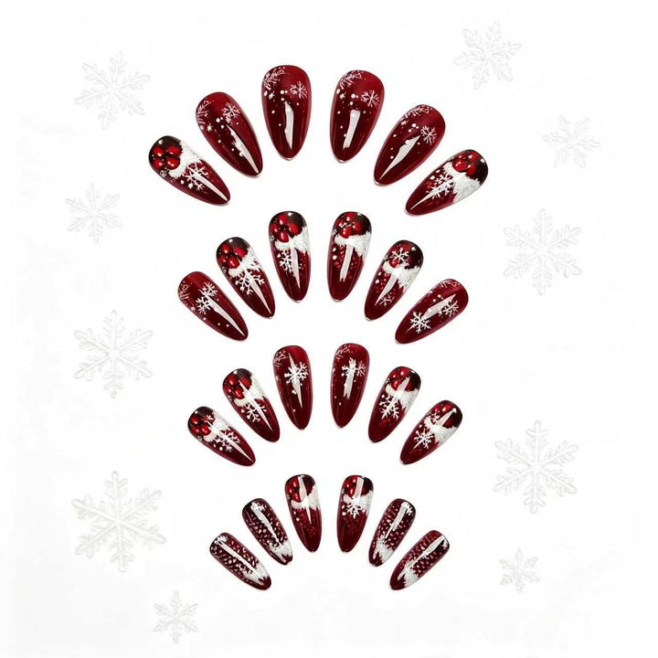 Seasonal Holiday-Themed 3D Nail Art Kalsten