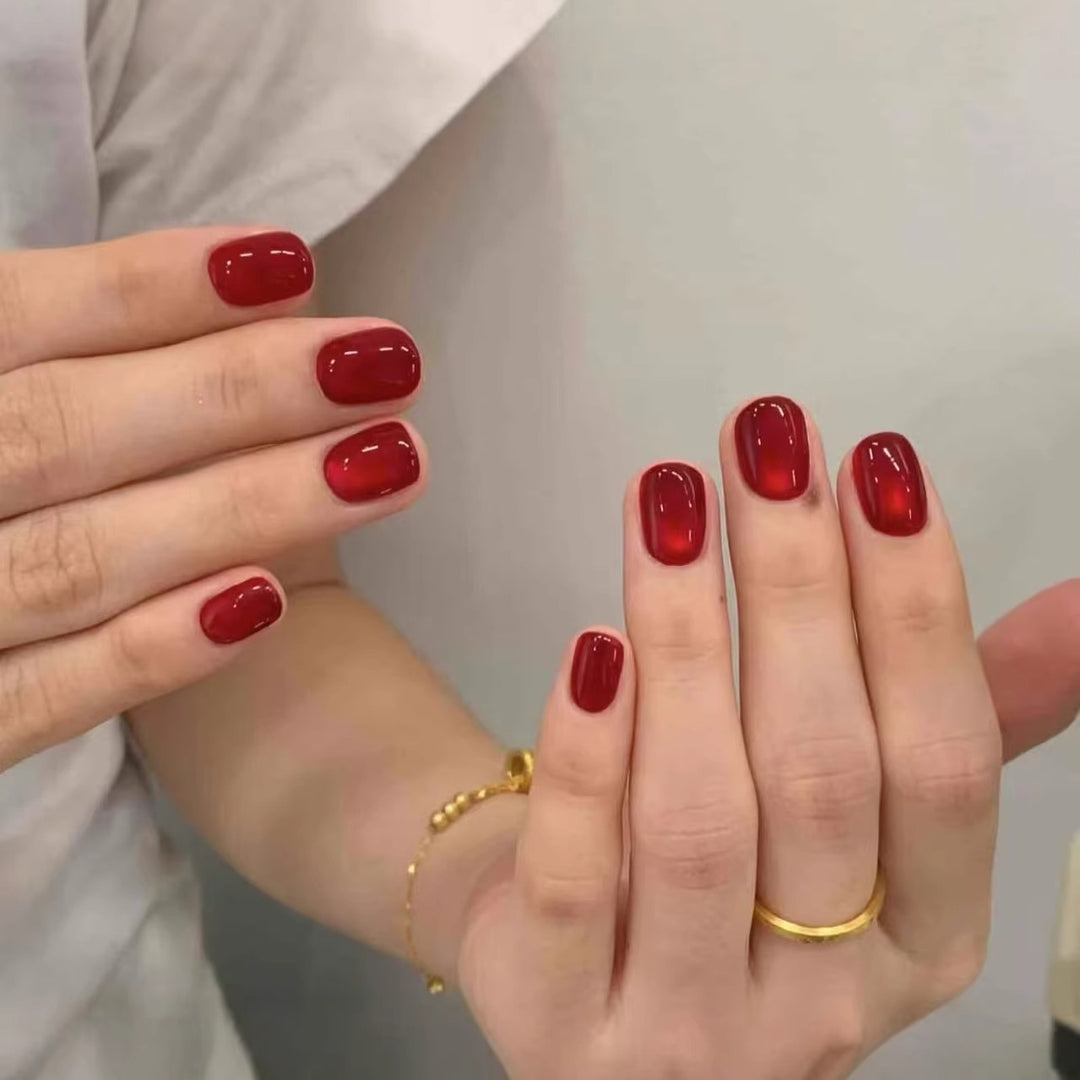 Shiny Gel Nail Extensions Kalsten