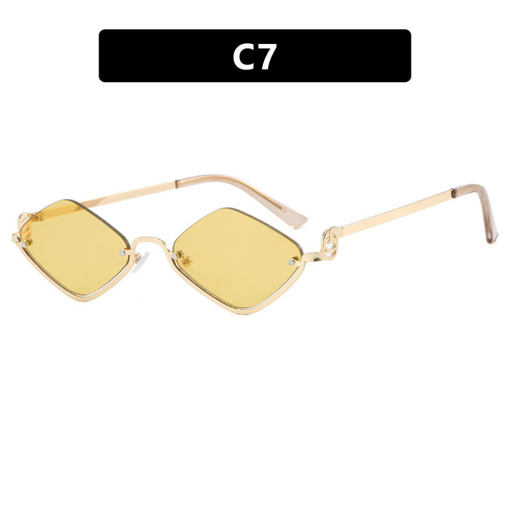 Ladies sunglasses in an elegant, geometric design Kalsten