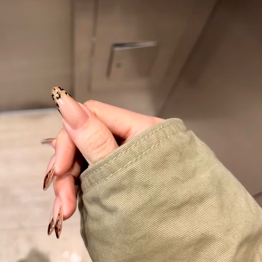 Stylish and Elegant Nail Extensions