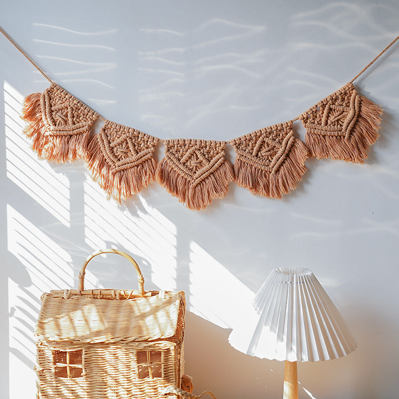 Decorative Macrame Banner Kalsten