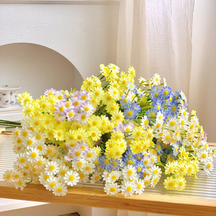 Artificial Daisy Floral Arrangement