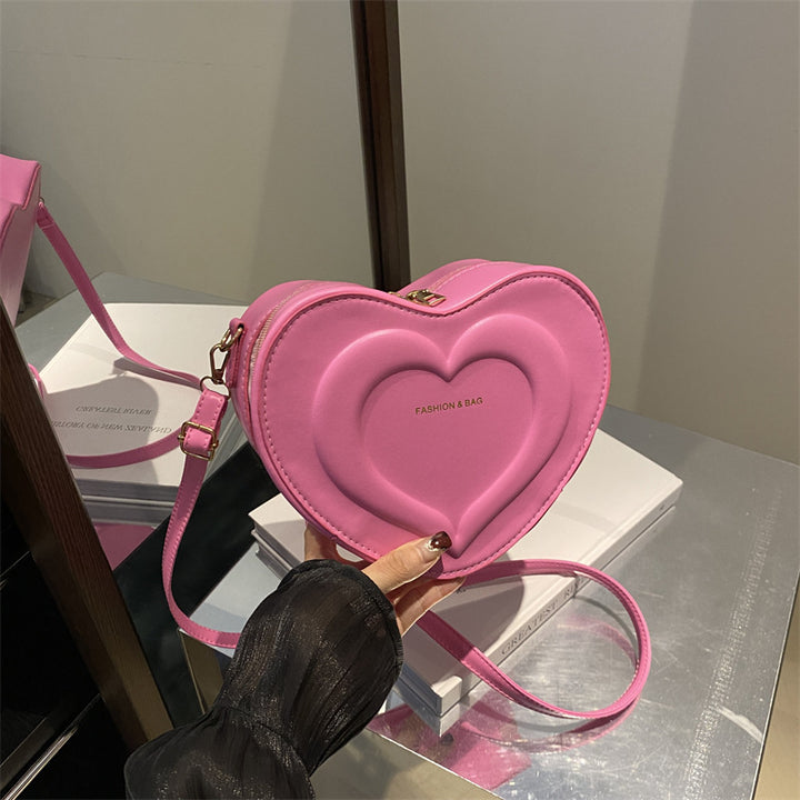 Heart-Shaped Crossbody Bag  1791040610
