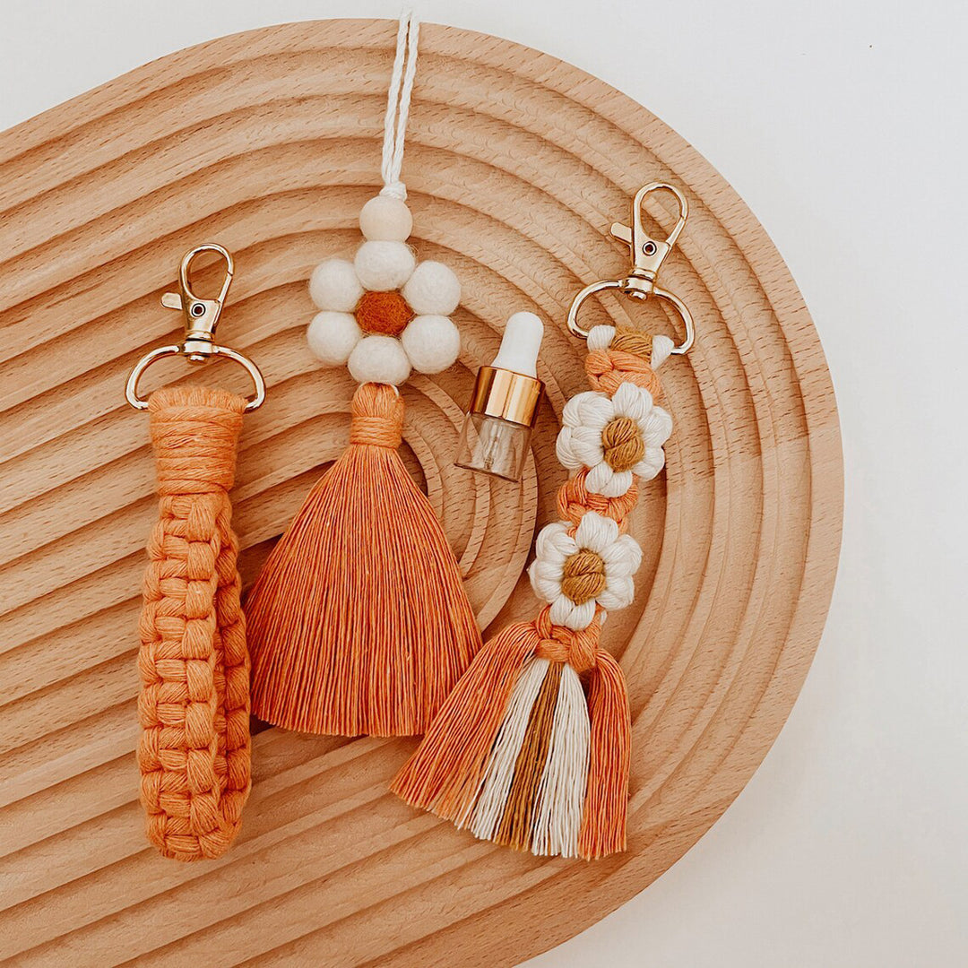 Macrame Keychain Strap with Floral Design Kalsten