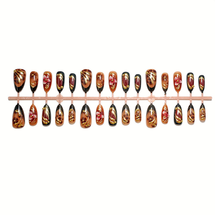 Luxury Press-On Nail Art Set