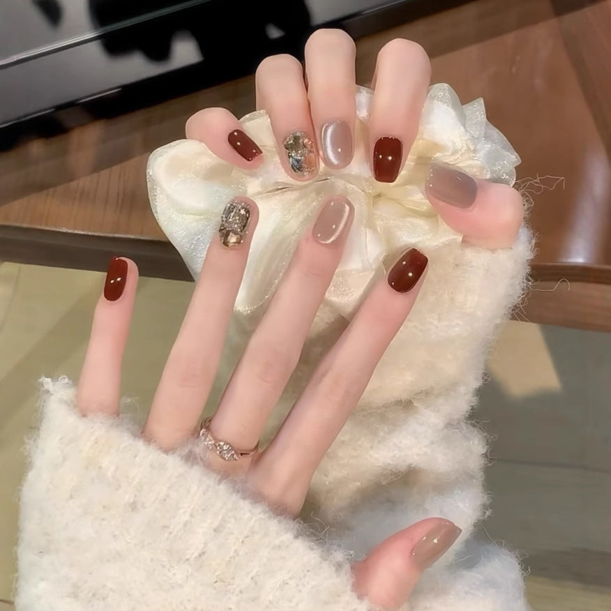 Glamorous Press-On Nail Set Kalsten