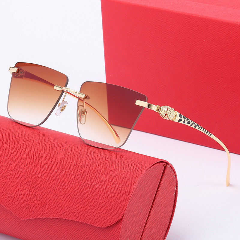 Women's Geometric Sunglasses with Elegant Gold-Colored Detail Kalsten