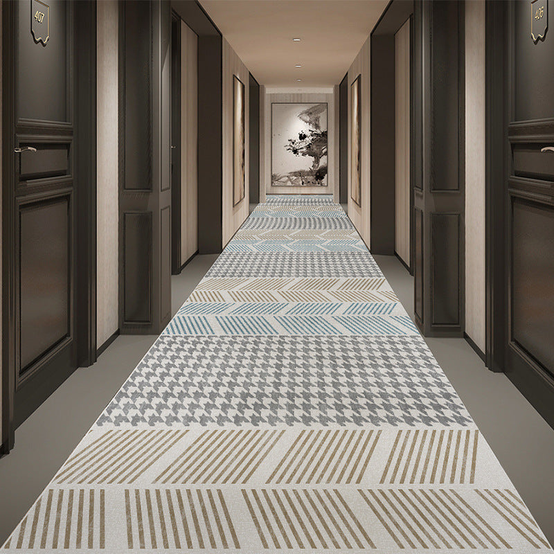 Luxurious Vintage Style Runner Rug
