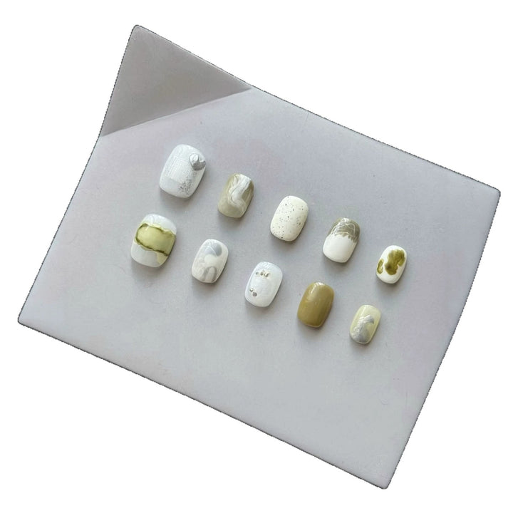 Artistic Marble Design Press-On Nail Set