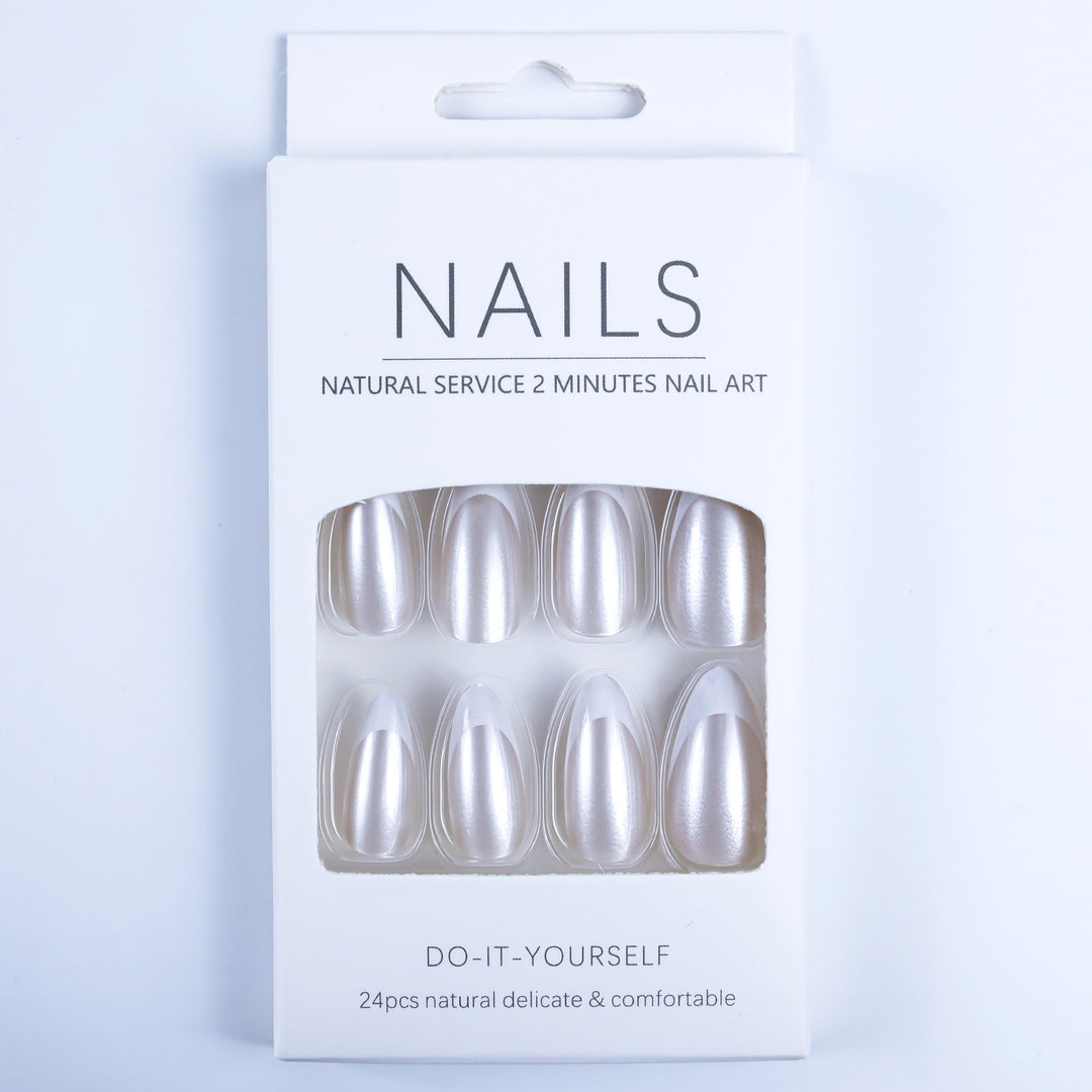 Artificial nails with elegant French design and high-gloss finish Kalsten