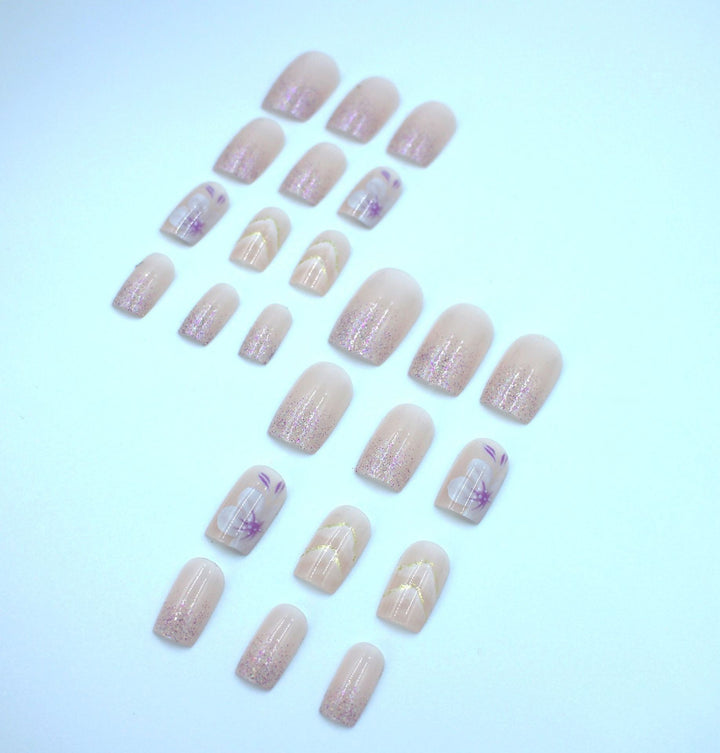 Elegant Floral Press-On Nail Art Set