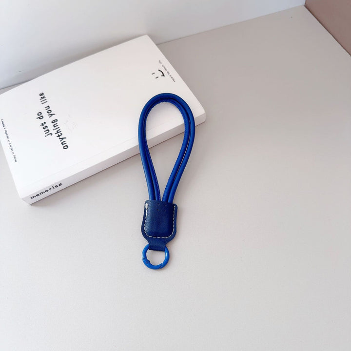 Premium Leather Keychain Holder Kalsten