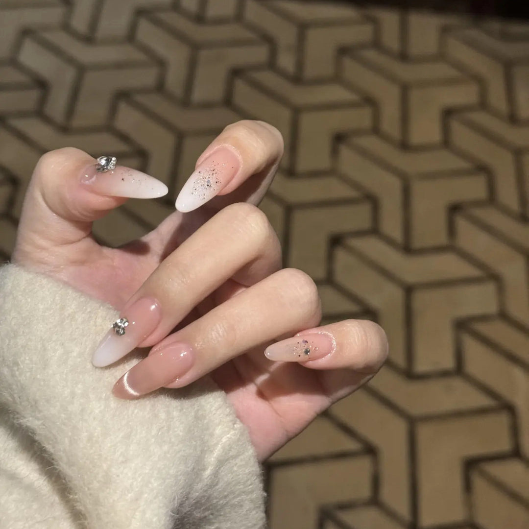 Playful Character-Themed Press-On Nails Kalsten