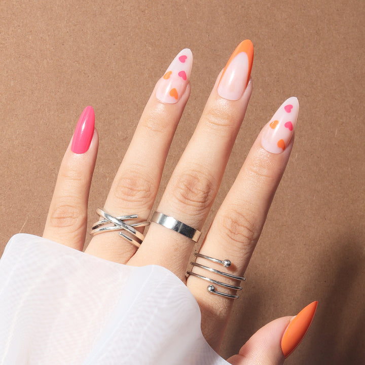 Artistic Heart-Adorned Nail Extensions Kalsten