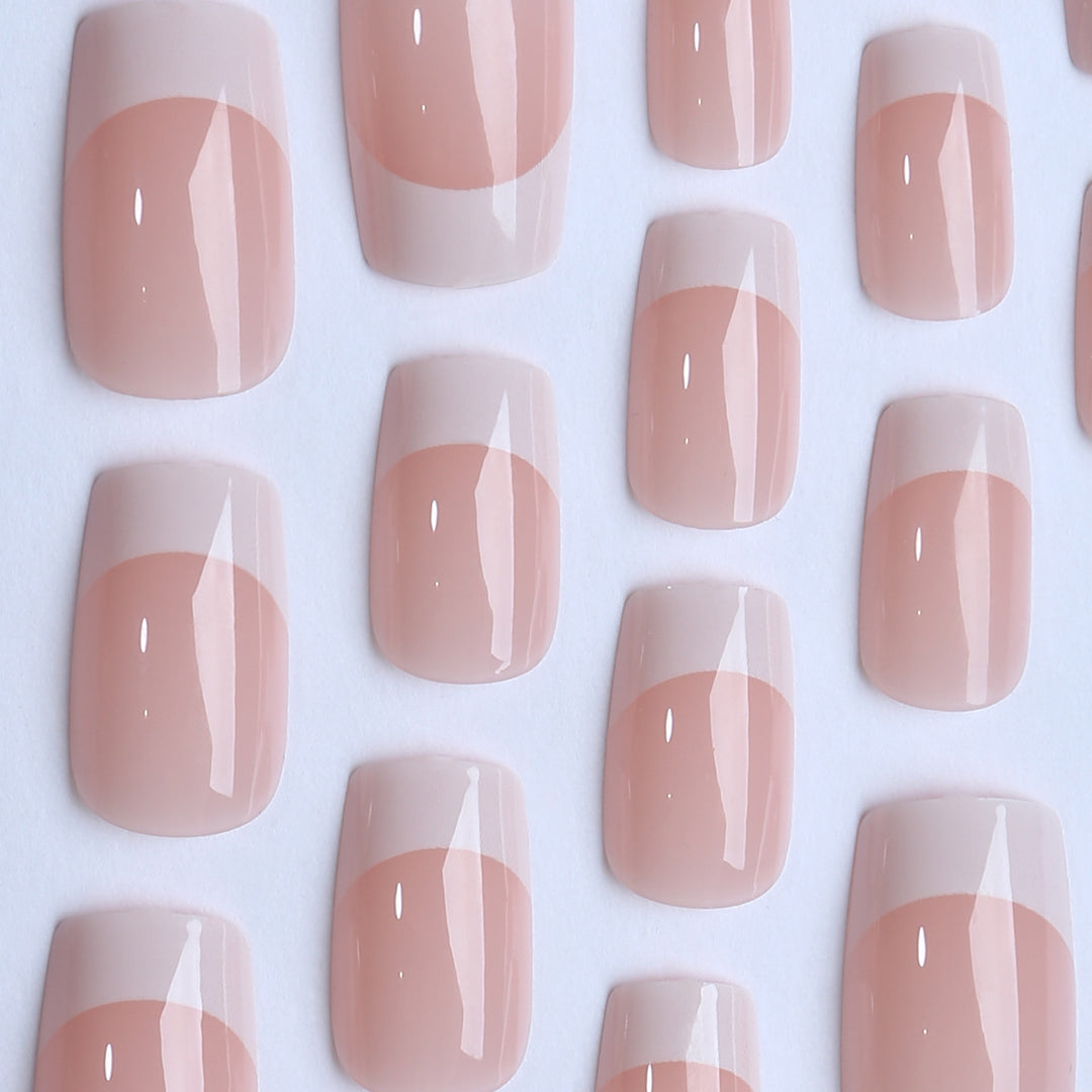 Artificial Nails in Elegant French Style Cold Kalsten