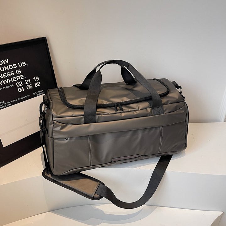 Sporty travel bag with insulated lining Kalsten