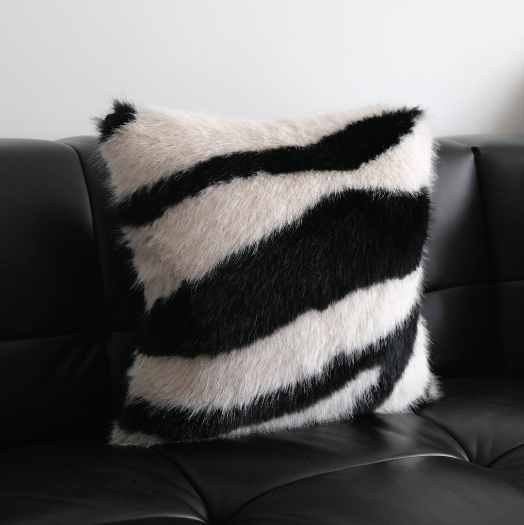 Faux Fur Accent Pillow for Sofa Decor