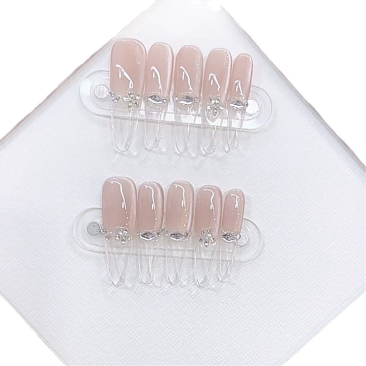 Luxurious Floral-Embellished Press-On Nail Set Kalsten