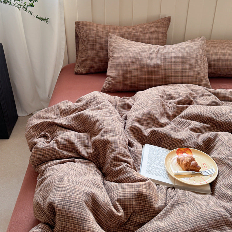 Bedding set made of cotton gauze with fine check pattern and washed vintage finish