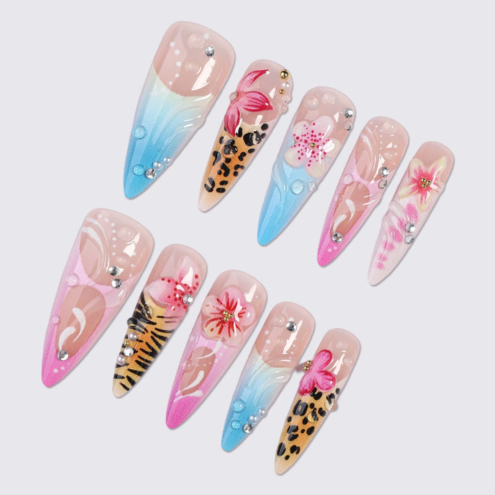 Nail art set with floral patterns and creative 3D details Kalsten