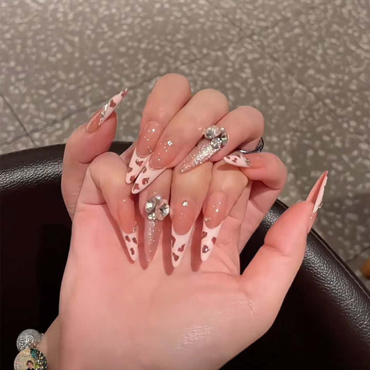 Elegant Long Press-On Nails Set with Artistic Tips Kalsten