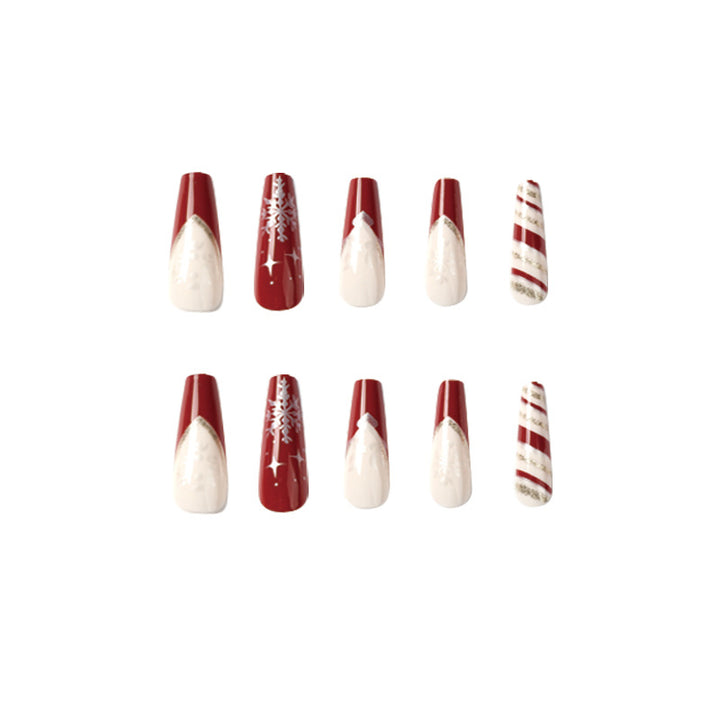 Artful Christmas nail art with festive patterns Kalsten