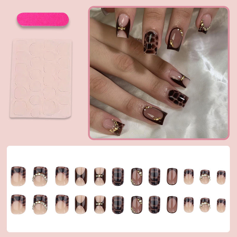 Acrylic nail set with glamorous accents and elegant design Kalsten