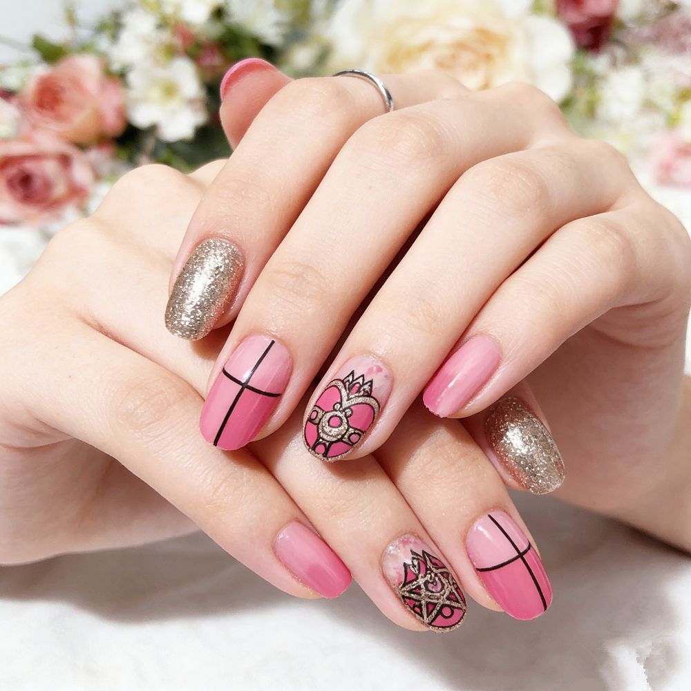 Glamorous Nail Art Design Set