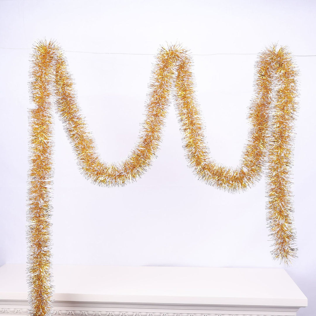 Glittering Christmas garland with snowflake motifs