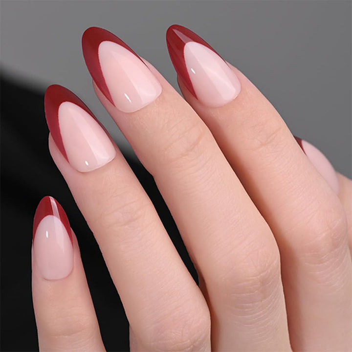 Artificial nail set with elegant French tips and modern accents Kalsten