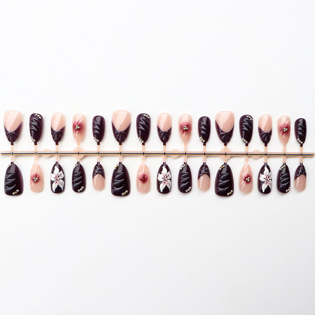 Artistic Floral Press-On Nail Set
