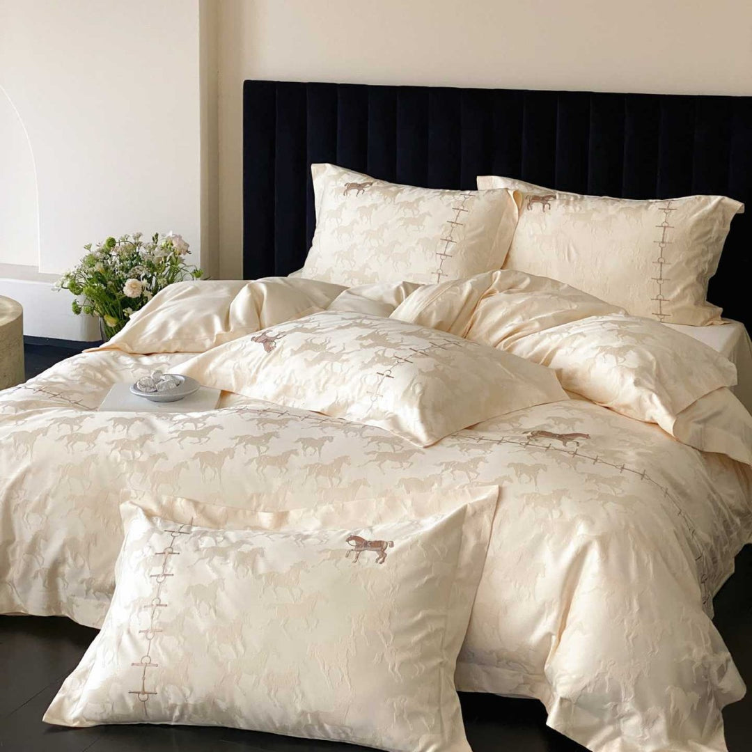 Luxurious cotton jacquard bedding set with fine horse embroidery