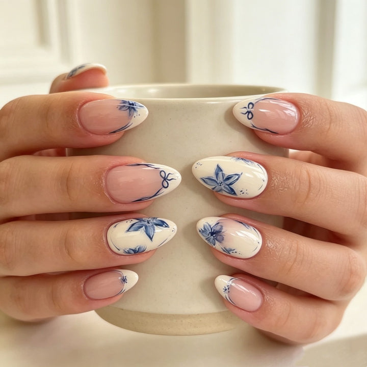 Floral Decorative Gel Nail Extensions