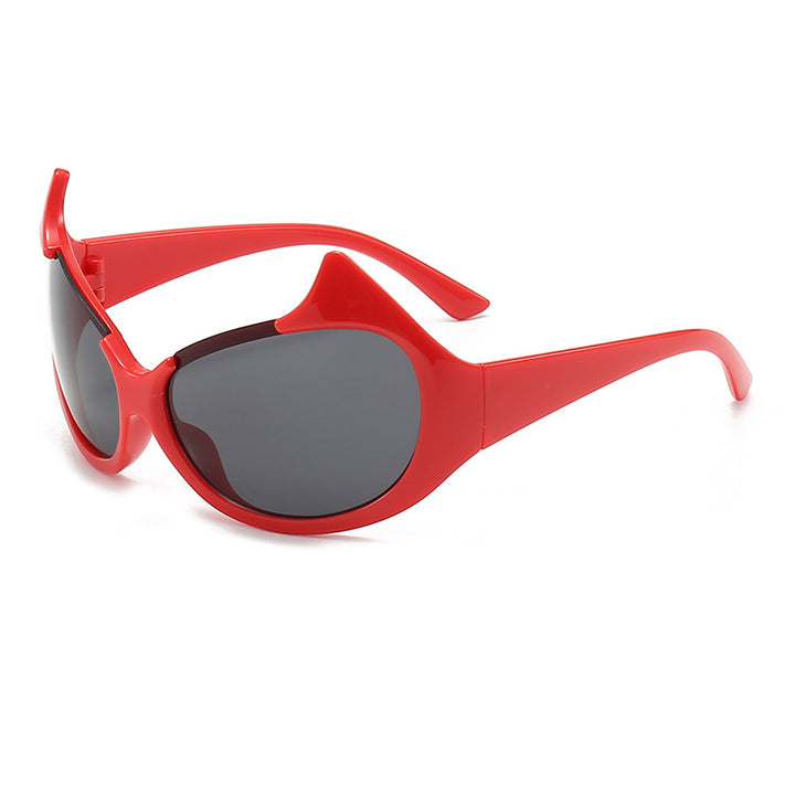 Women's extravagant fashionable sunglasses with striking curved frames Kalsten