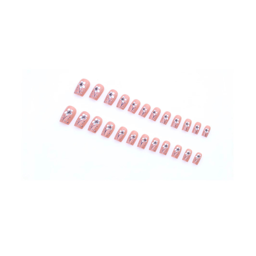 Floral Embellished Nail Art Kalsten