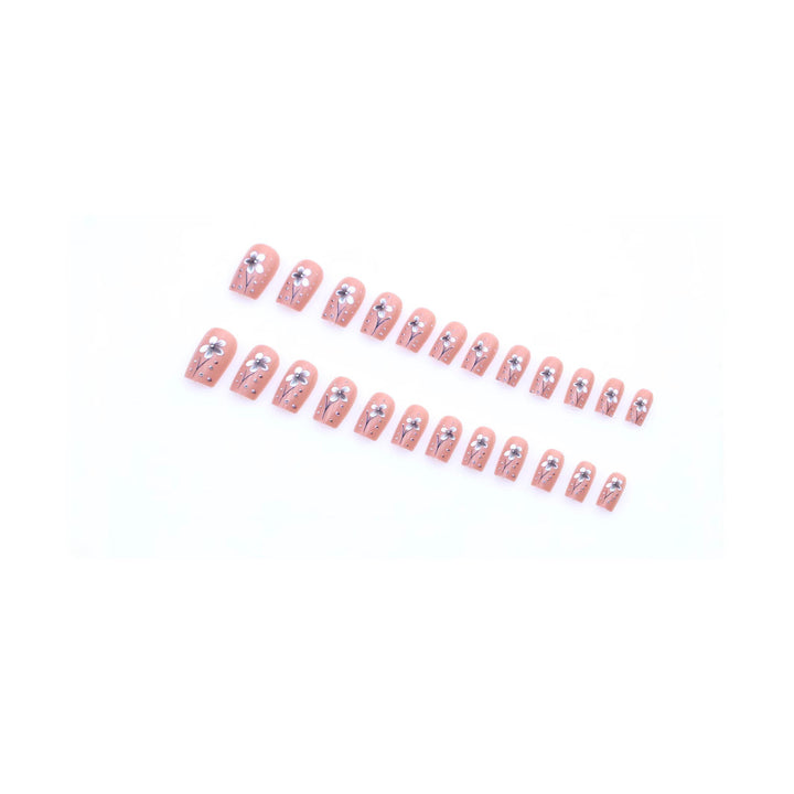 Floral Embellished Nail Art Kalsten