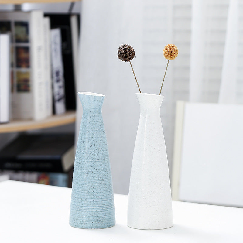 Textured Ceramic Flower Holder Kalsten