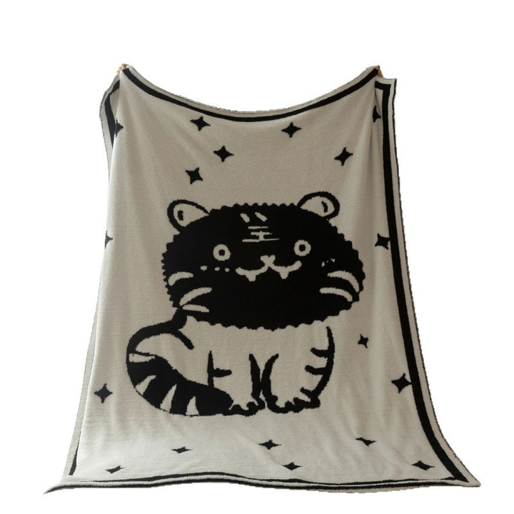 Cozy Decorative Patterned Blanket
