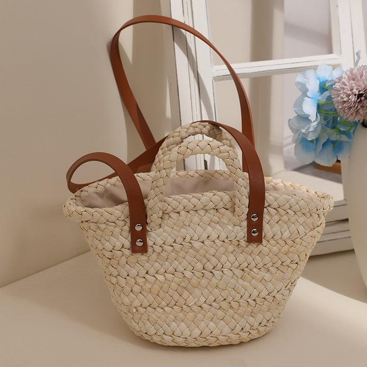 Handcrafted straw bag with sturdy leather handles Kalsten