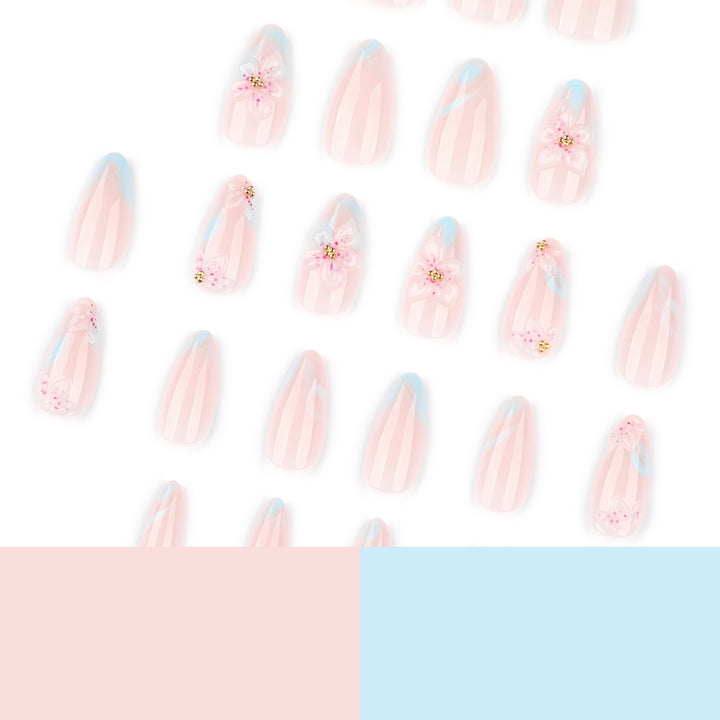 Artful Nail Art with Floral Accents Kalsten