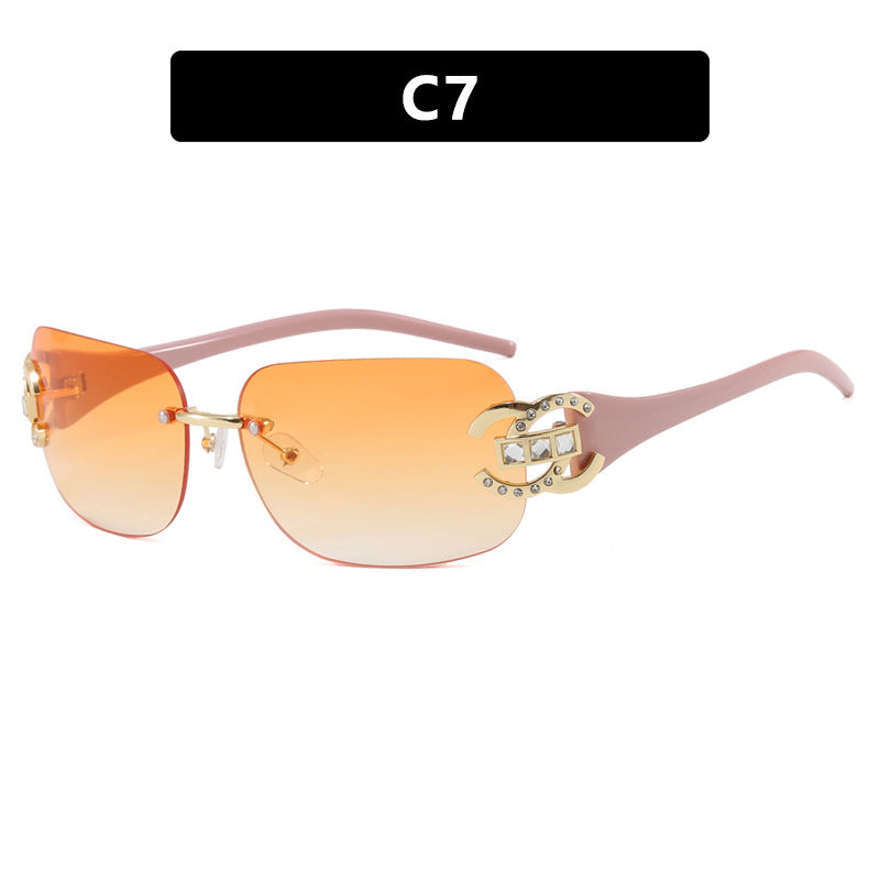 Women's fashionable sunglasses with luxurious geometric frame and protective UV filter Kalsten