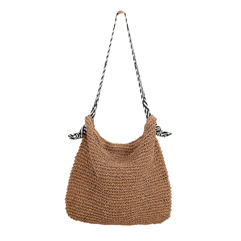 Tote bag made of natural material with playful design Kalsten