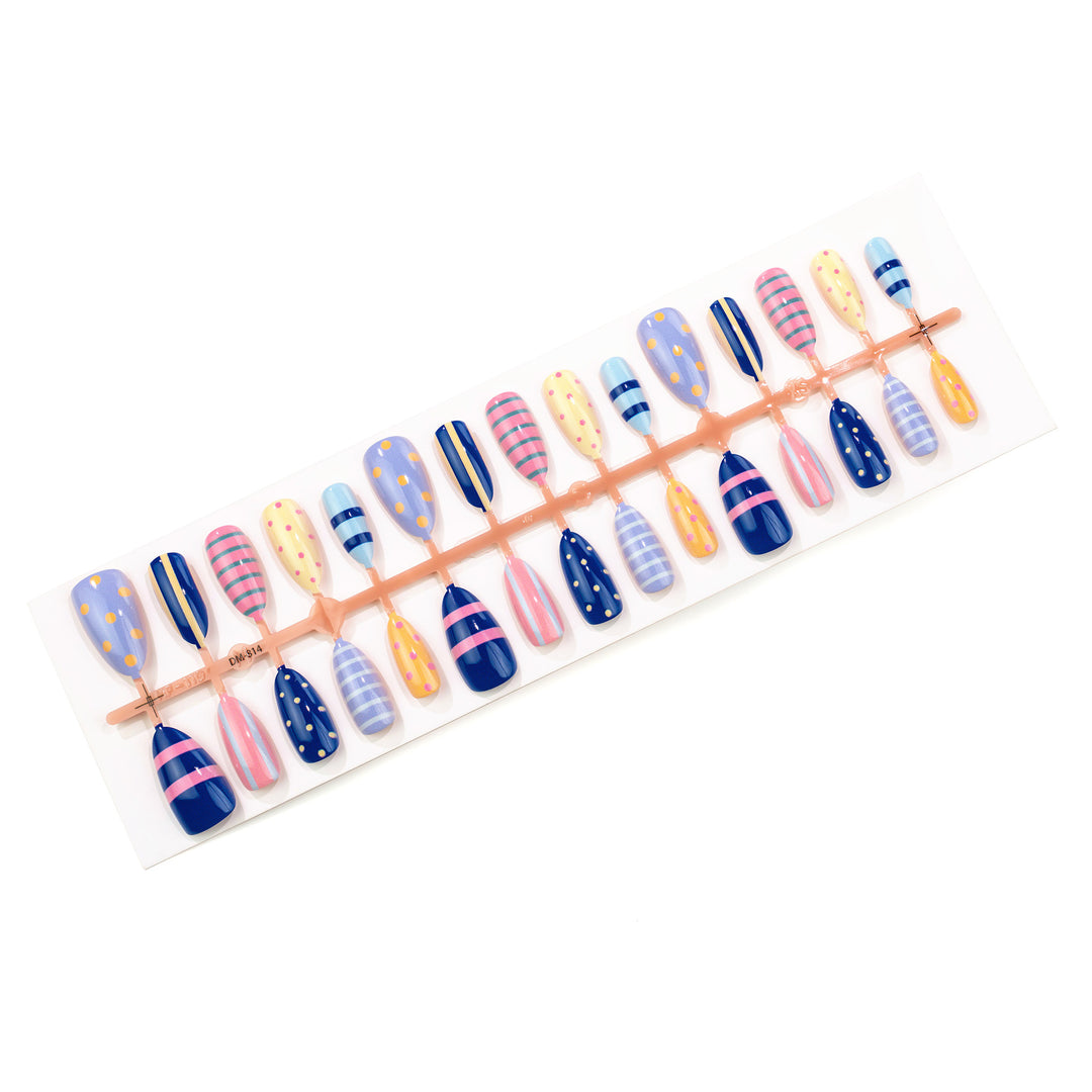 Stylish Patterned Press-On Nail Art Set