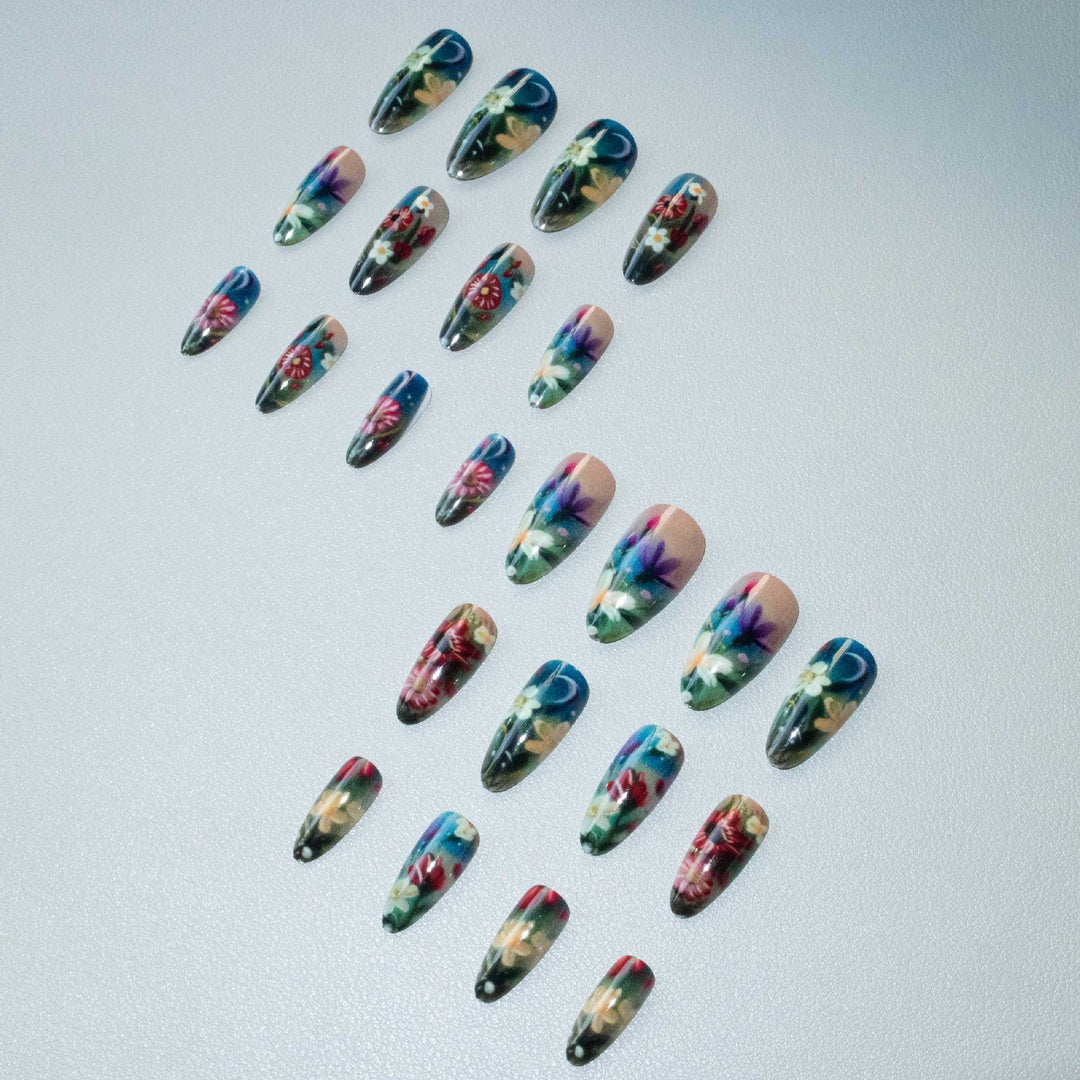 Artistic Floral Nail Design Kit