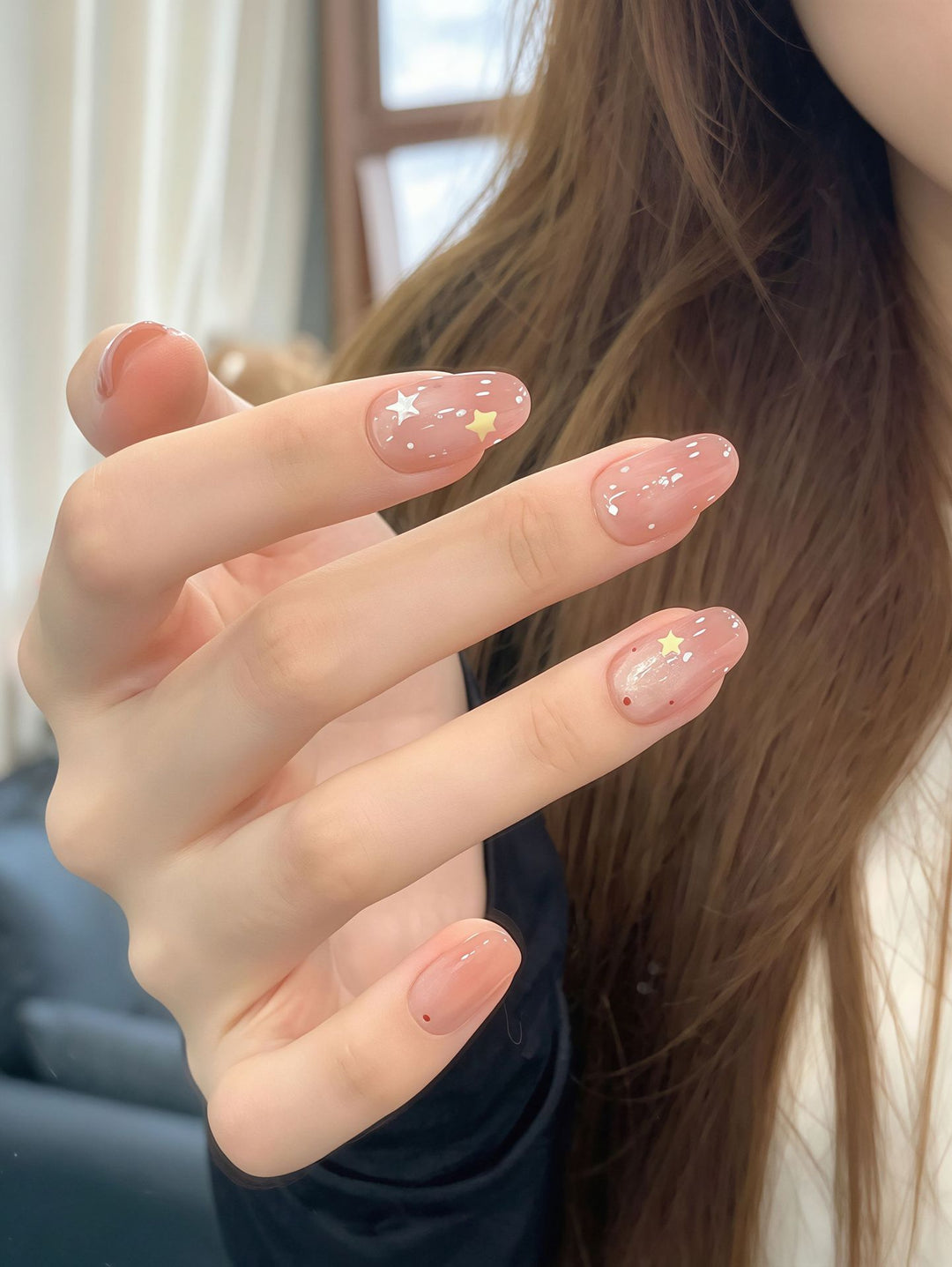 Artistic Press-On Nails with Star and Dot Design Kalsten