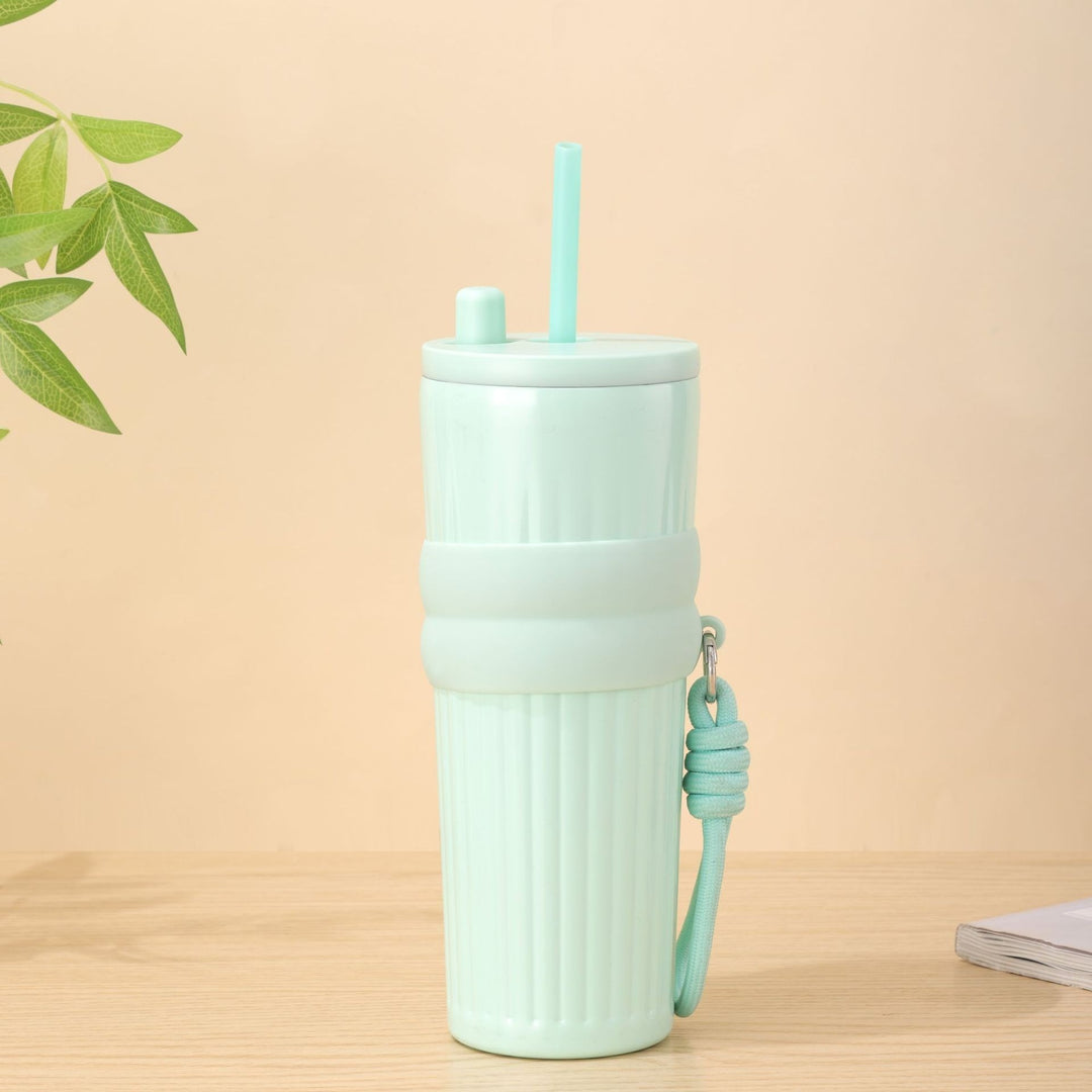 Ladies multifunctional insulated drinking bottle with integrated straw and practical carrying handle Kalsten