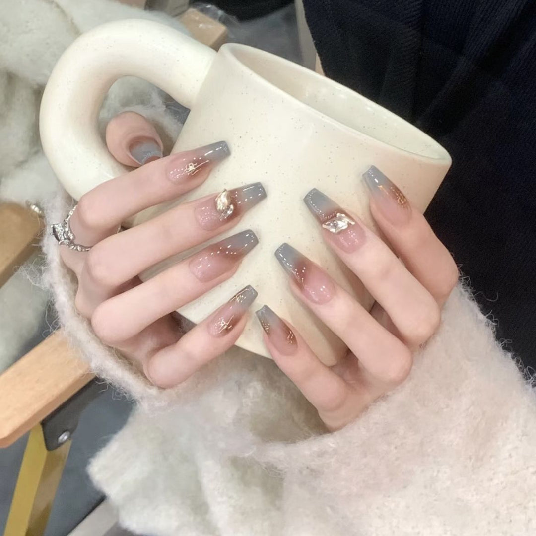 Artistic Ombre Nail Extensions