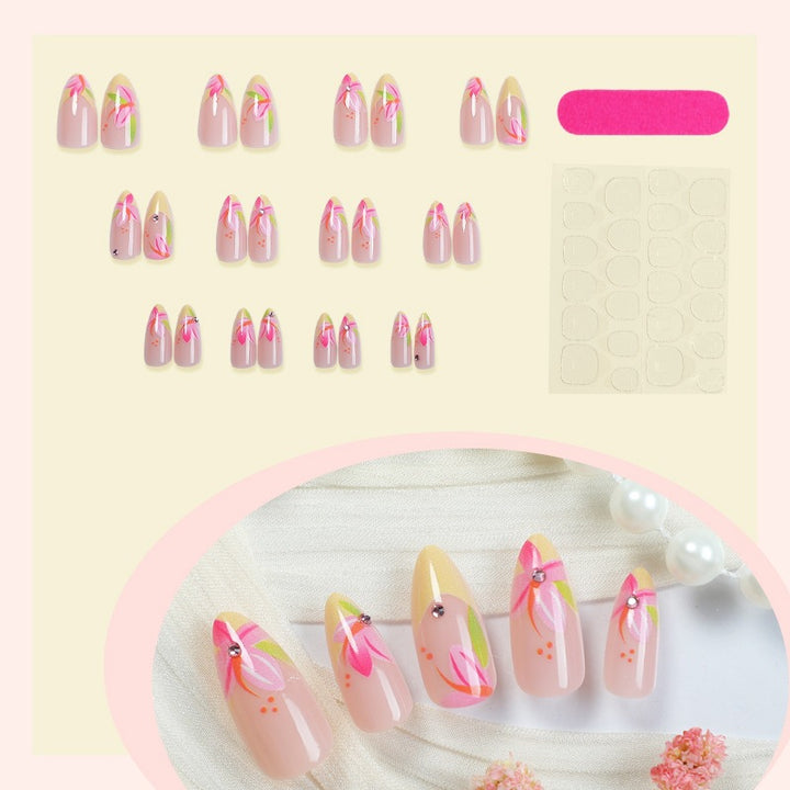 Artificial nail set with elegant floral accents Kalsten